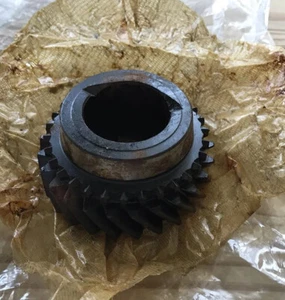 Genuine Ford Escort Mk1 & Mk2 2nd Gear For Gearbox (4-Gang, Typ B) 1560725 - Picture 1 of 4