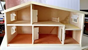 Lundby Dollhouse 2 story Model 6001 orig box A FIXER UPPER needs Decor & Stairs - Picture 1 of 22