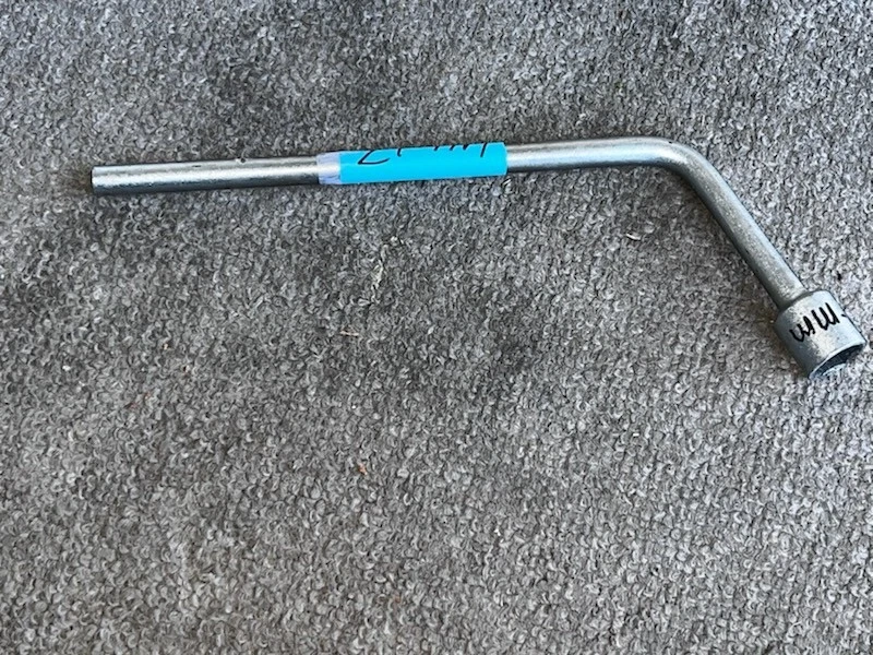 Llave de tuercas estilo fábrica 21-MM Foto 1 de 1