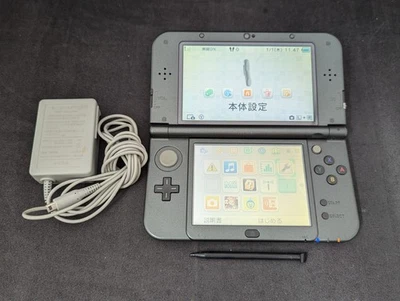 B415 Nintendo new 3DS LL XL console Monster Hunter 4G Japan w/pen adapter - Image 1 of 4