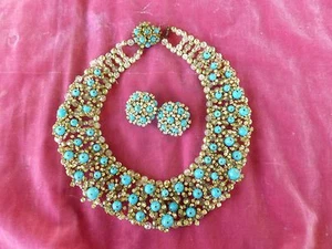 WONDERFUL MID CENTURY VOGUE JEWELRY GERMANIA NECKLACE AND MATCHING EARRINGS SET - Picture 1 of 7