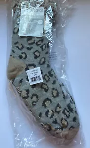 NWT Muk Luks Cabin Slipper Socks Cable Knit Faux Sherpa Lining (S/M) 5-7 - Picture 1 of 2
