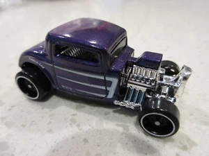 Ford Hot Wheels '32 2016 púrpura Hot Rod diecast 1:64 coche de carreras de juguete - Imagen 1 de 9