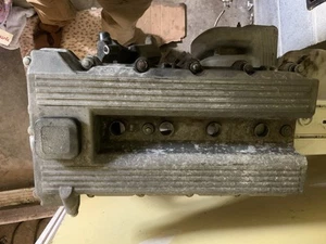BMW M42 318i Valve Cover 1991 1992 1993 1994 1995 - Picture 1 of 4