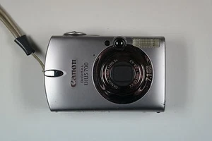 Canon Ixus 700 - Bild 1 von 2