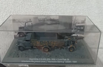 Mimetizzato Modellino Carro armato Opel Blitz 3.6. 36 S. KFZ.305 + 2 cm Flak 38 - Immagine 1 di 4