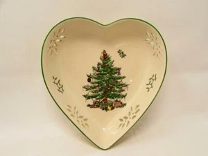 Christmas Tree by Spode Pierced Heart Shaped Tray Christmas Tree b206 - Picture 1 of 3