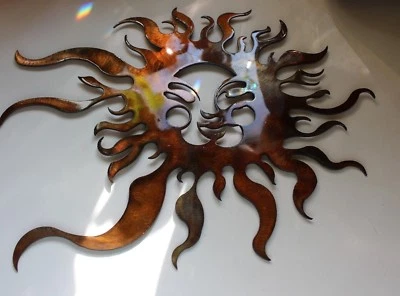 Sun w/ Smiling Face - Metal Wall Art - Copper 14" x 11"  - Imagem 1 de 4