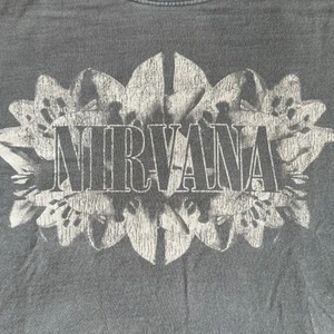 NIRVANA Lily Flowers Grunge Logo T-Shirt 2024. EXTRA SMALL (NV) H&M Preowned - Picture 1 of 10