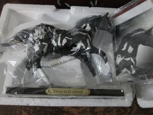 Trail of Painted Ponies Ebony in Harmony w/ Card 4037602 Horse 1E/0542 2013 New - Picture 1 of 3