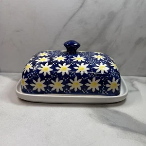Ciroa Liquidlines Stoneware Blue w/ Daisies Floral Covered Butter Dish 7”x5”x4” - Picture 1 of 6