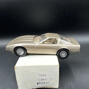 1984 Chevrolet Corvette Coupe Bronze Händler Werbemodell Amt Ertl - Bild 1 von 8