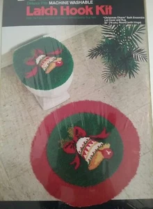 Bucilla Latch Hook Kit Christmas Charm Toilet Lid Cover and Rug #12962 - Bild 1 von 9