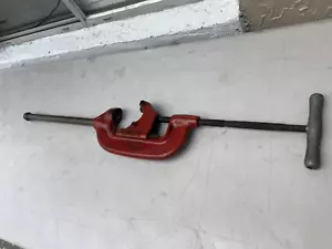 RIDGID Model 4-S Heavy-Duty Pipe Cutter 2 in. to 4 in. with handles Made in USA - Picture 1 of 12