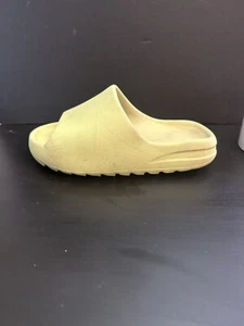 Glow Green Yeezy Slides - Picture 1 of 3
