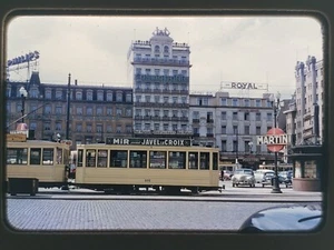 Scivolo 35 mm vintage anni '50 - Hotel Royal Brussel's Belgium trolley cars - Kodachrome - Foto 1 di 1