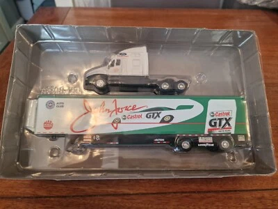 Remolque de acción coleccionables John Force Castrol GTX 1:64 NUEVO Foto 1 de 2