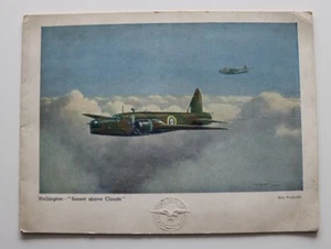 Tarjeta Wellington Bomber Sunset Above Clouds Roy Nockolds Comforts / RAF Militar - Imagen 1 de 4