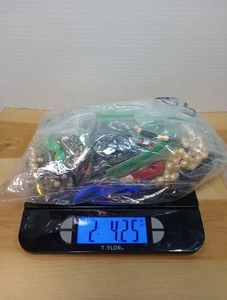Lotto misto gioielli moda abbaglianti 2 libbre spilla collana ciondoli ecc - Foto 1 di 13