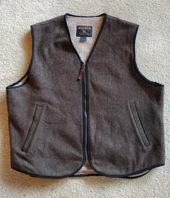 Vintage Woolrich Wool Vest Brown Green Men’s Sz L Sherpa Lined Full Zip - Image 1 of 4