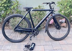 VanMoof S3 Class 1 electric bike designed for urban commuting W/Charger - Picture 1 of 24