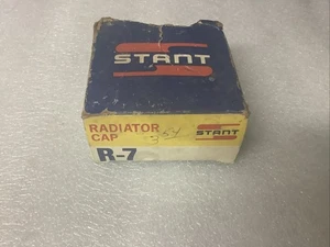 Tapa radiador NORS Stant 4# R-7 Ford/Mercury (1941 - 1950) (ANTIGUO STOCK) - Imagen 1 de 4