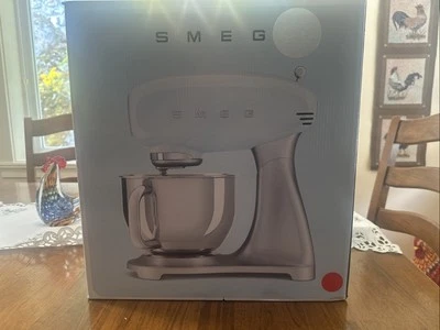 Smeg 50's Retro Style RED / SILVER 600w Stand Mixer - SMF02RDUS -Brand New - Image 1 of 4