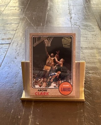 Topps 1952 Throwback All Time Fan Favorites Archie Clark  LAKERS Auto!🔥 - Image 1 of 2