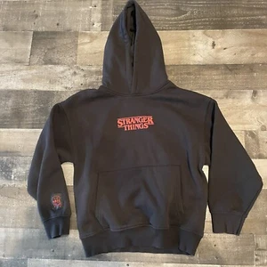 Zara Kids Netflix Stranger Things Hoodie Gr. 10 - Bild 1 von 8