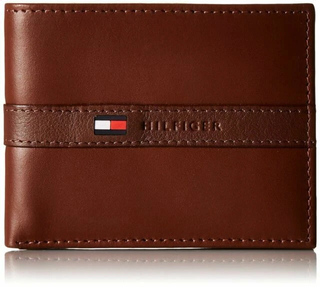 Tommy Hilfiger Men's Leather Cambridge Billfold Passcase Wallet A1
