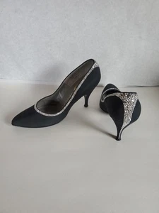 Vintage DELMAN size 5.5 A Black Crepe Rhinestones Formal High Heel Pumps - Picture 1 of 19