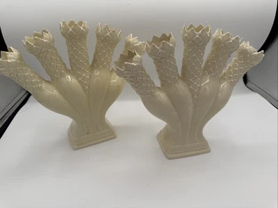 Juego de 2 pares de jarrones de 5 dedos marfil Wedgwood Williamsburg restauración Foto 1 de 4