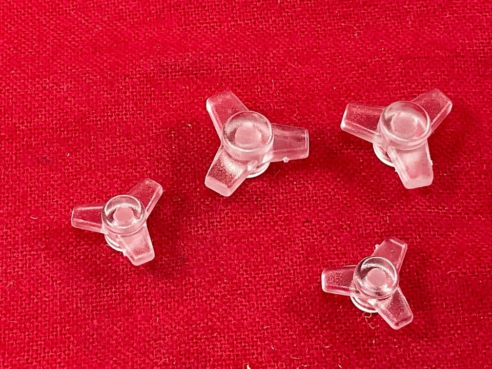 4 TEAM ASSOCIATED RC10CC CLASSIC CLEAR WHEEL KNOCK OFF NUTS RC10 40TH knock offs - Image 1 of 1