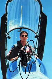 TOM CRUISE HAND SIGNED 6X4 TOP GUN PHOTO + PROOF - Picture 1 of 1