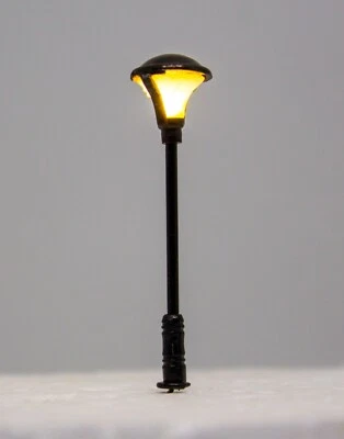 5 LED Lampen Laternen Metall Z für Modellbau mit Widerständen für 12 Volt - Bild 1 von 3