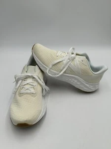 New Balance Damen Fresh Foam Arishi V4 Running S - Größe 9,5 weiß/elfenbein 👀lesen - Bild 1 von 24