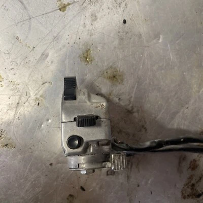 Kawasaki F6 Enduro 1974 control del manillar izquierdo Foto 1 de 4