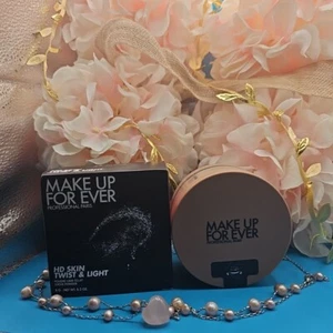 MAKE UP FOR EVER HD SKIN TWIST & LIGHT Loose Powder #2 MEDIUM~NEW đŸ’ AUTHENTIC - Picture 1 of 3
