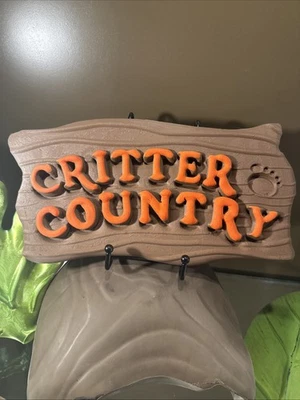 Letrero inspirado en Splash Mountain Critter Country edición fuente naranja Foto 1 de 4