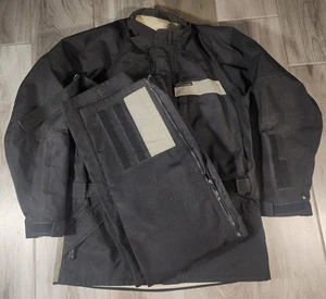 Aerostich Gore-Tex Medium Jacket & Size 34 Pants Black Aero Darien Distressed  - Foto 1 di 18