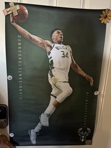 Giannis Antetokounmpo Giant 24x36 Leinwand Display Poster ungerahmt Milwaukee Bucks - Bild 1 von 4