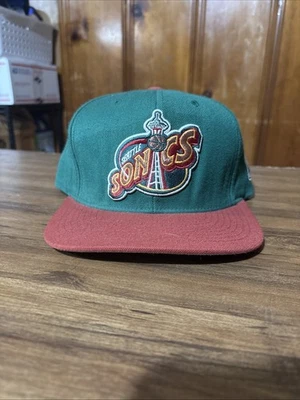 Seattle Supersonics Mitchell & Ness 2 TONE VINTAGE Snapback Hat Pine Brick Green - Image 1 of 4