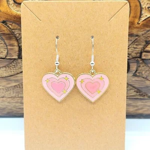 Pink Retro Heart Earrings Valentine's Day - Picture 1 of 2
