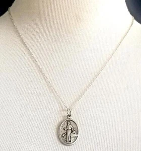 Vintage St. Luke Medal Pendant 925 Silver Necklace Patron Saint of Artists Drs - Picture 1 of 5