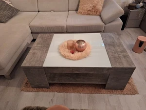 Schöner und sehr gut erhaltener Couchtisch - Bild 1 von 3