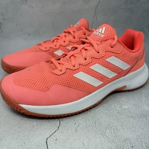 Adidas Damen Game Court 2 Tennis Pickleball Court Schuhe Turnschuhe Gr. 9 M Koralle - Bild 1 von 10