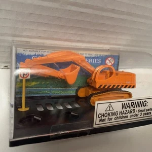 HO Scale Midwestern Home Products Excavator Signs Woman NIB Construction Set - Picture 1 of 9