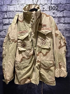 GENUINE USGI COAT COLD WEATHER FIELD DESERT M-65 JACKET - MEDIUM LONG. - Picture 1 of 5