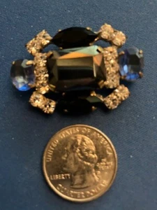 Vintage Czech Button #305-5 For Sewing & Crafting - Picture 1 of 4