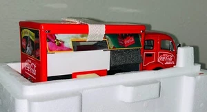 Danbury Mint 1950 s Coca-Cola Christmas Truck  - Picture 1 of 4